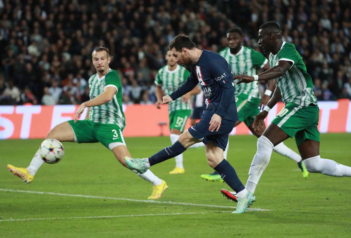 Messi fue protagonista en la victoria de su equipo 7-2. Foto Prensa Libre (EFE)