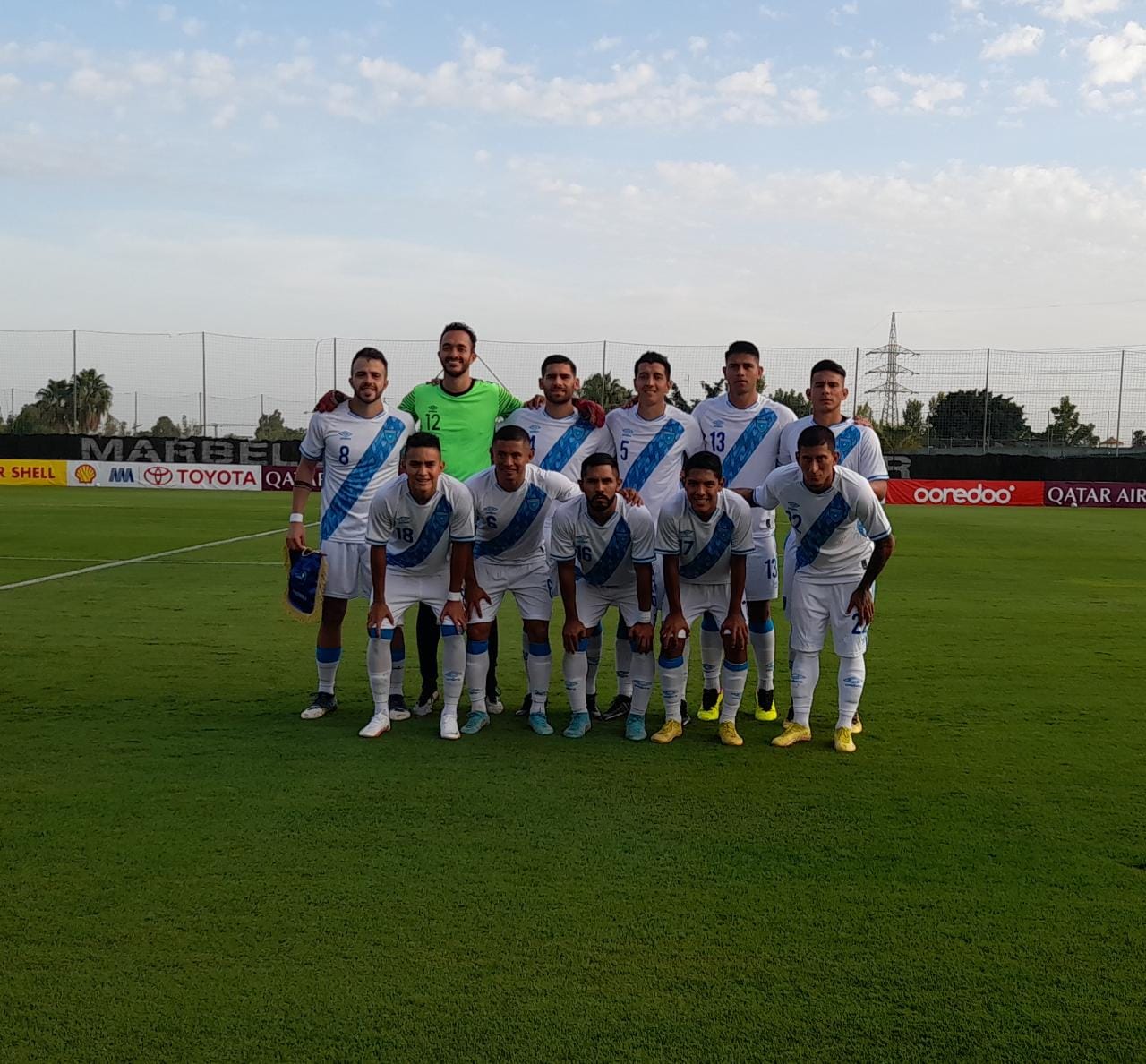 El once inicial de Guatemala, que enfrentó a Qatar, en España. (Foto Prensa Libre: Cortesía Fedefut)