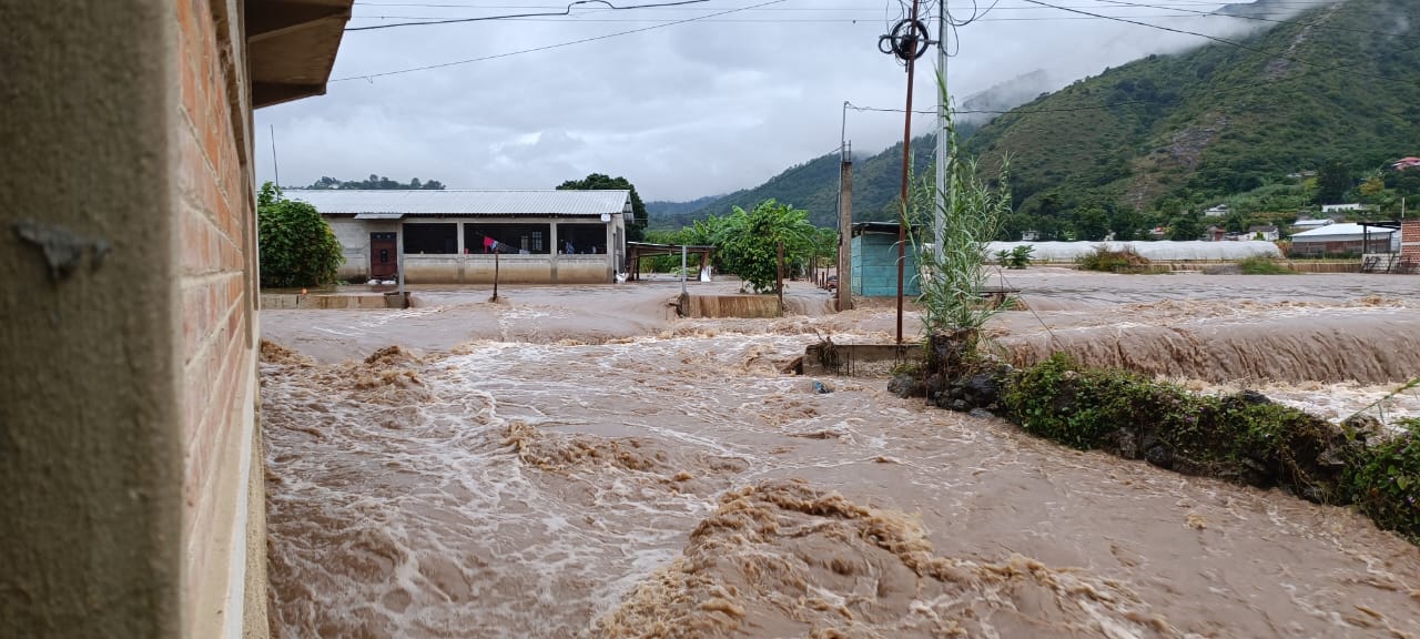 Desbordamiento en Río San Juan (2)