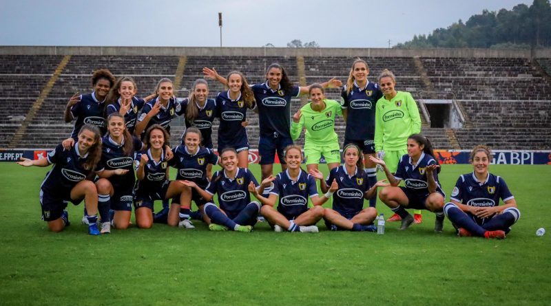El equipo femenino Famalicão del futbol portugués. (Foto Prensa Libre: futbolportuguesdesdeespana.com)
