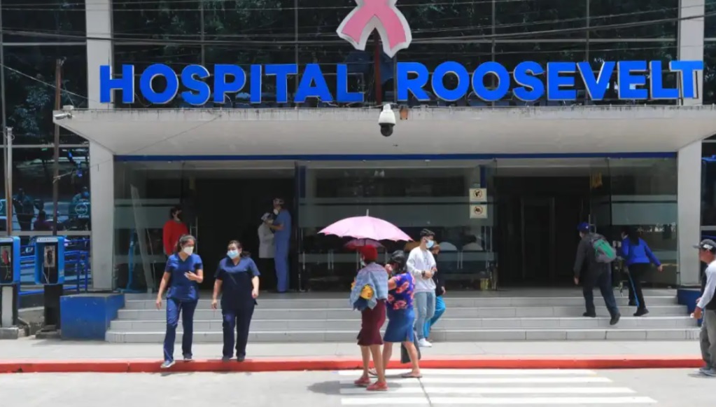 La administración del Hospital Roosevelt ha requerido que se refuerce la seguridad en el perímetro de ese centro. (Foto Prensa Libre: Élmer Vargas)