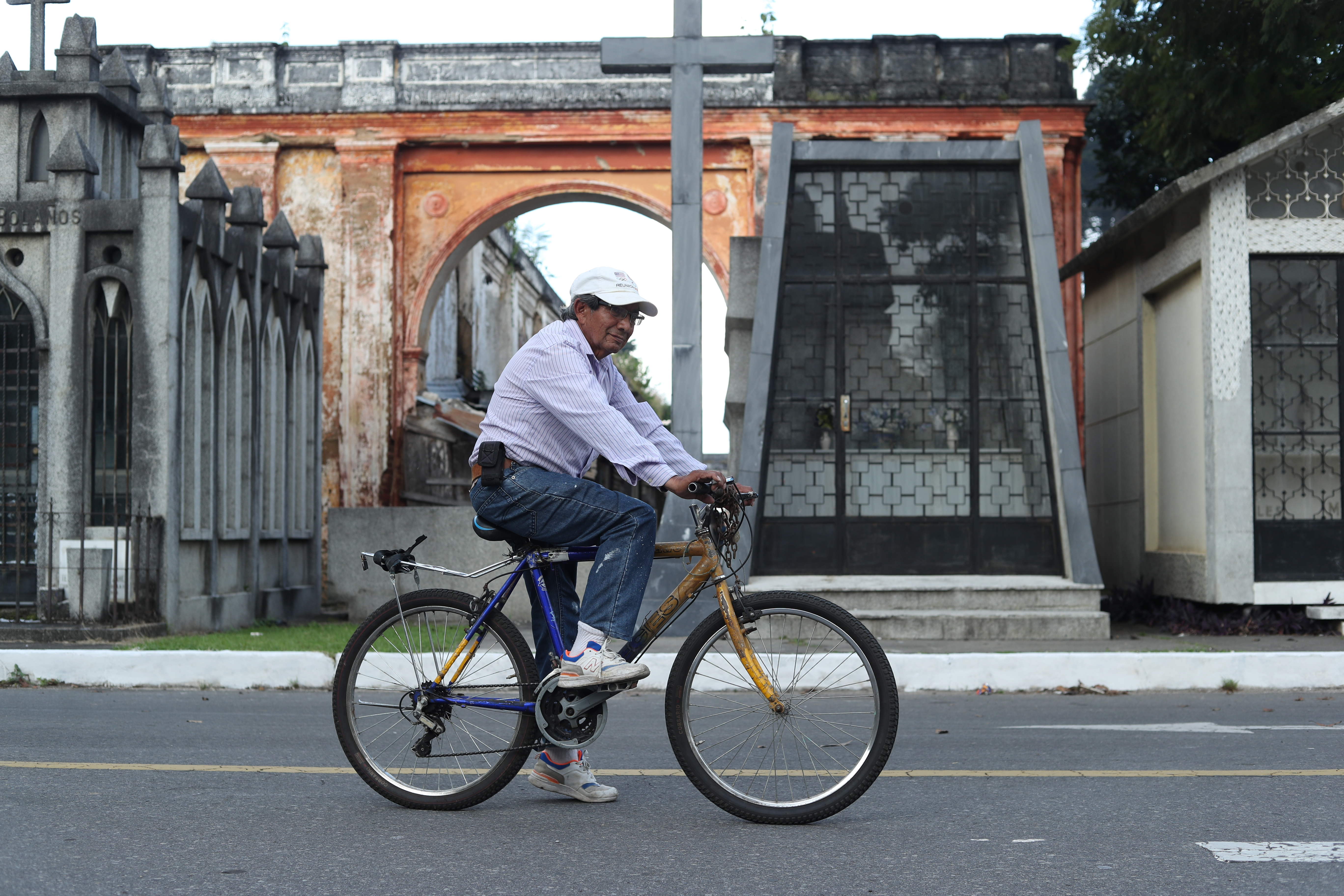 José Antonio Monzón Sepulturero