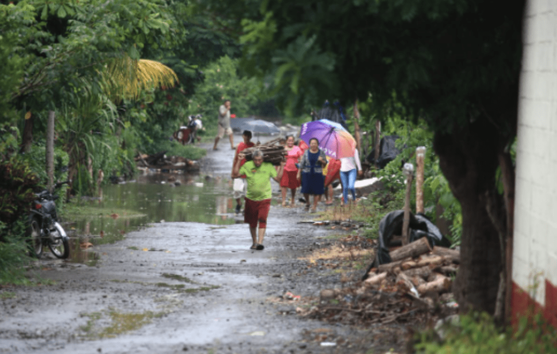 Guatemala fue afectada por el ciclón tropical Julia y el Insivumeh monitorea la tormenta tropical Karl. (Foto Prensa Libre: Carlos Hernández)
