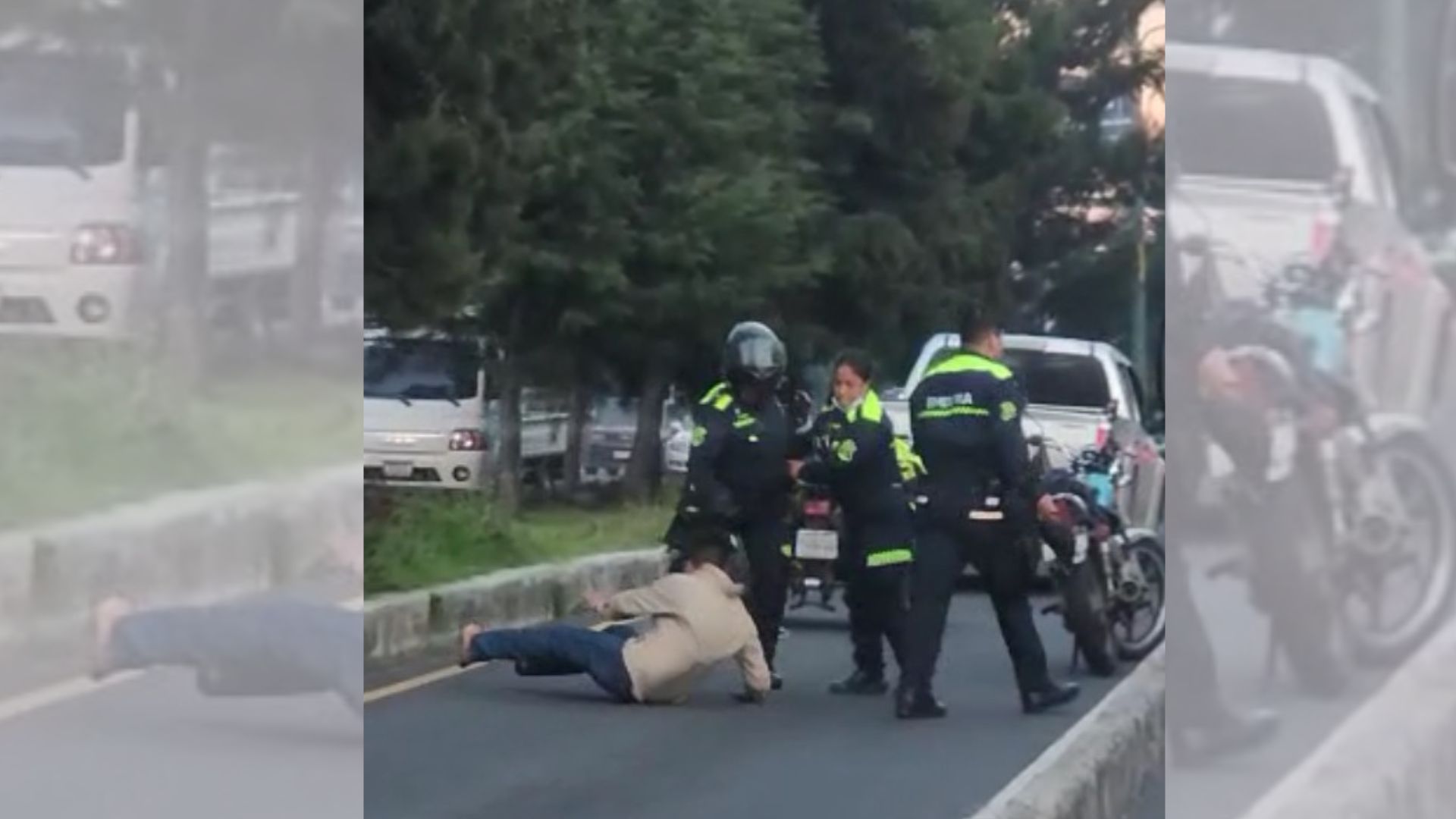 La agresión de tres agentes de tránsito de Emixtra a un conductor quedó grabado en video. (Foto Prensa Libre: captura de imagen)