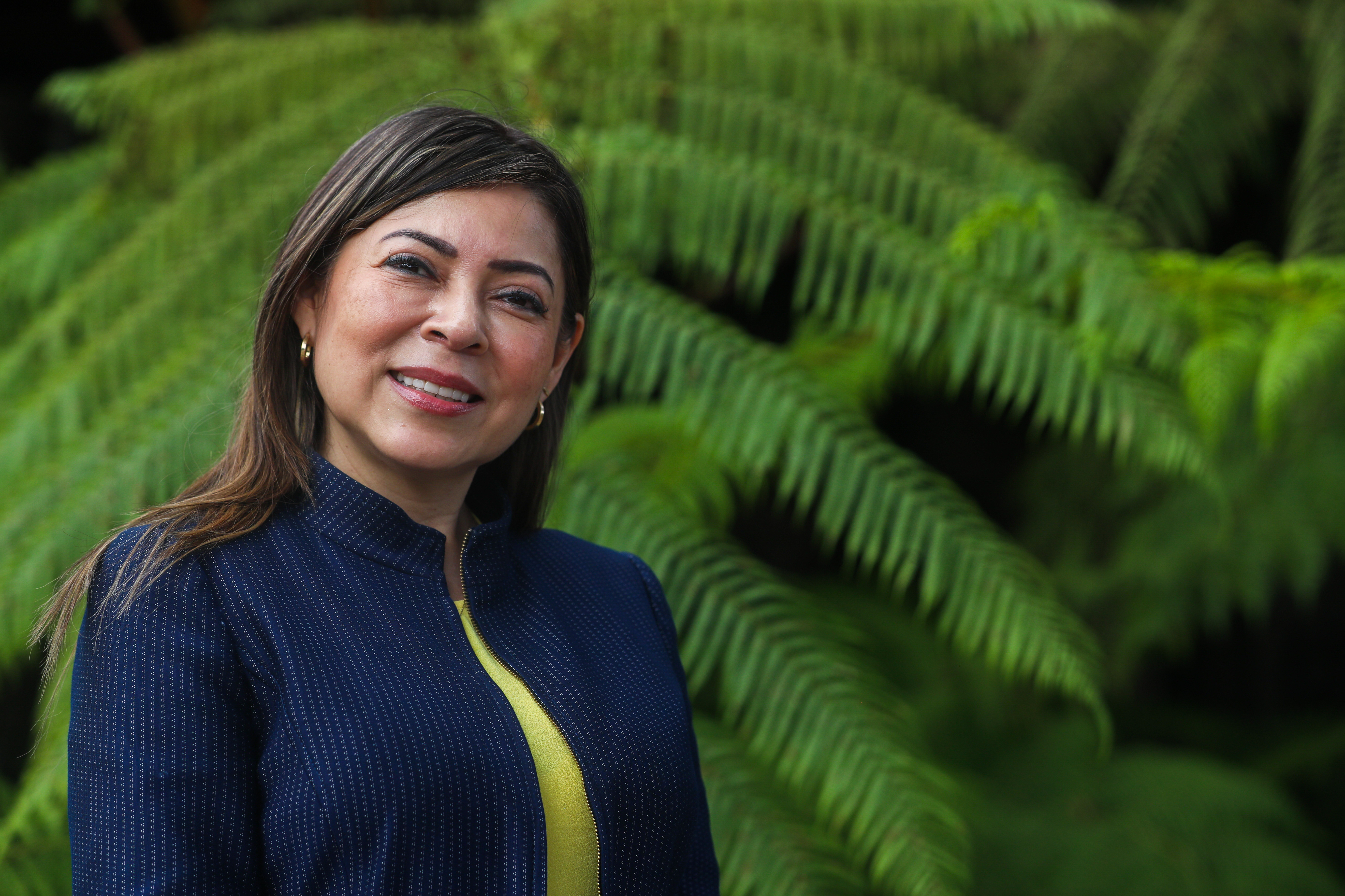 ASTRID BòCARO. Durante el Foro Forbes se tuvo la oportunidad de entrevistar a Astrid Bcaro, representante de la Gerencia del Sector Privado del BCIE en Guatemala. La temtica de la entrevista fue sobre la Cartera del BCIE para atender el sector privado y cmo se apoya al desarrollo del as Pymes.

Juan Diego Gonzlez.  191022