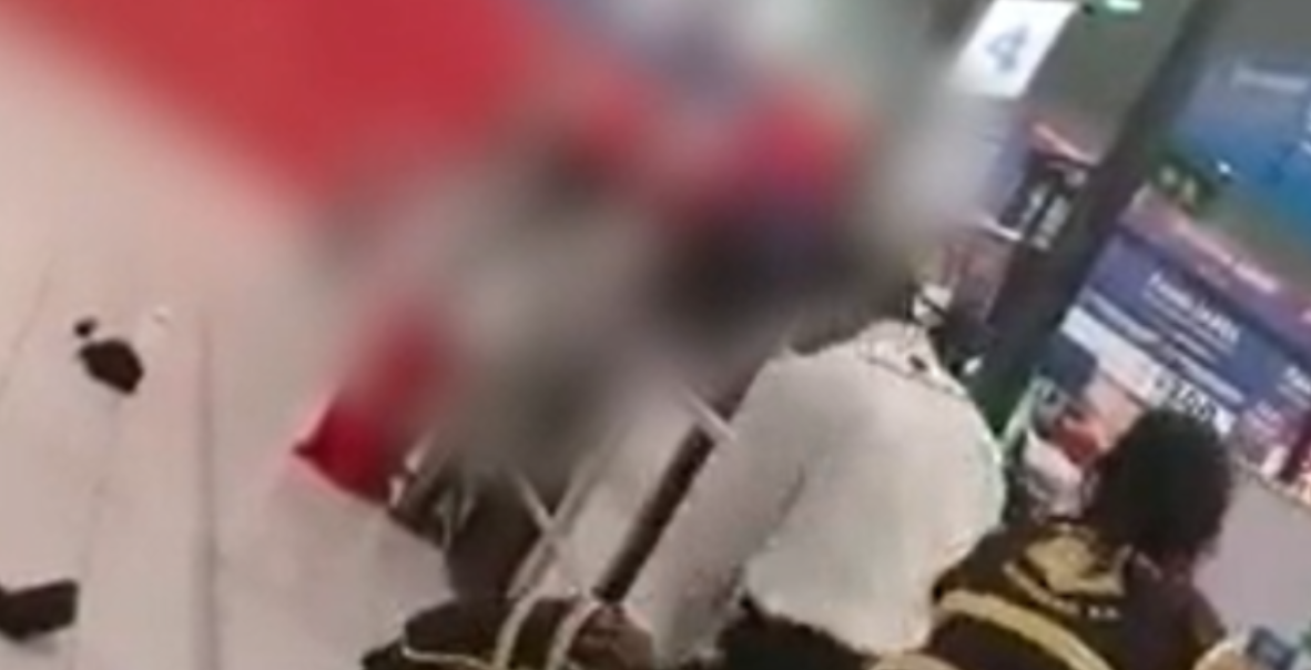 Agresión en supermercado