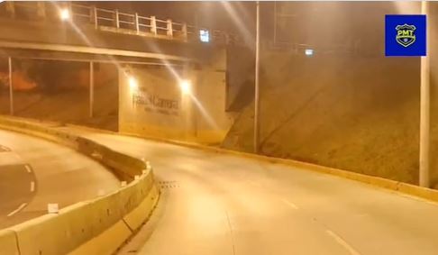 El paso por el viaducto Rafael Carrera permanecerá cerrado en horario nocturno durante lo que resta de la semana. (Foto Prensa Libre: Tomada de @PMTMuniGuate)