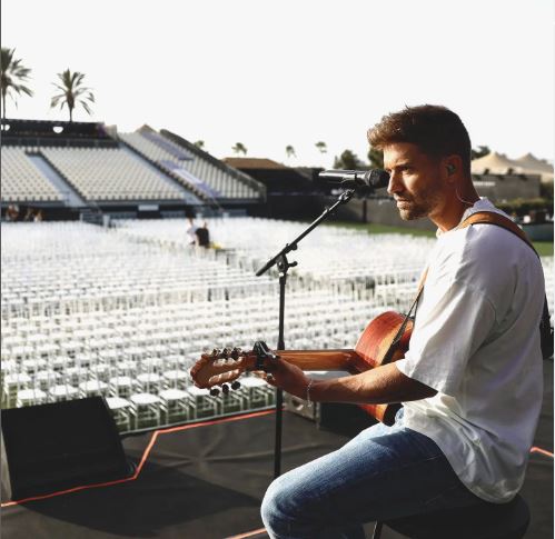 Pablo Alborán se presentará en el Centro Cultural Miguel Ángel Asturias este 29 de octubre, como parte de su gira en teatros 2022. (Foto Prensa Libre: Instagram @pabloalboran).