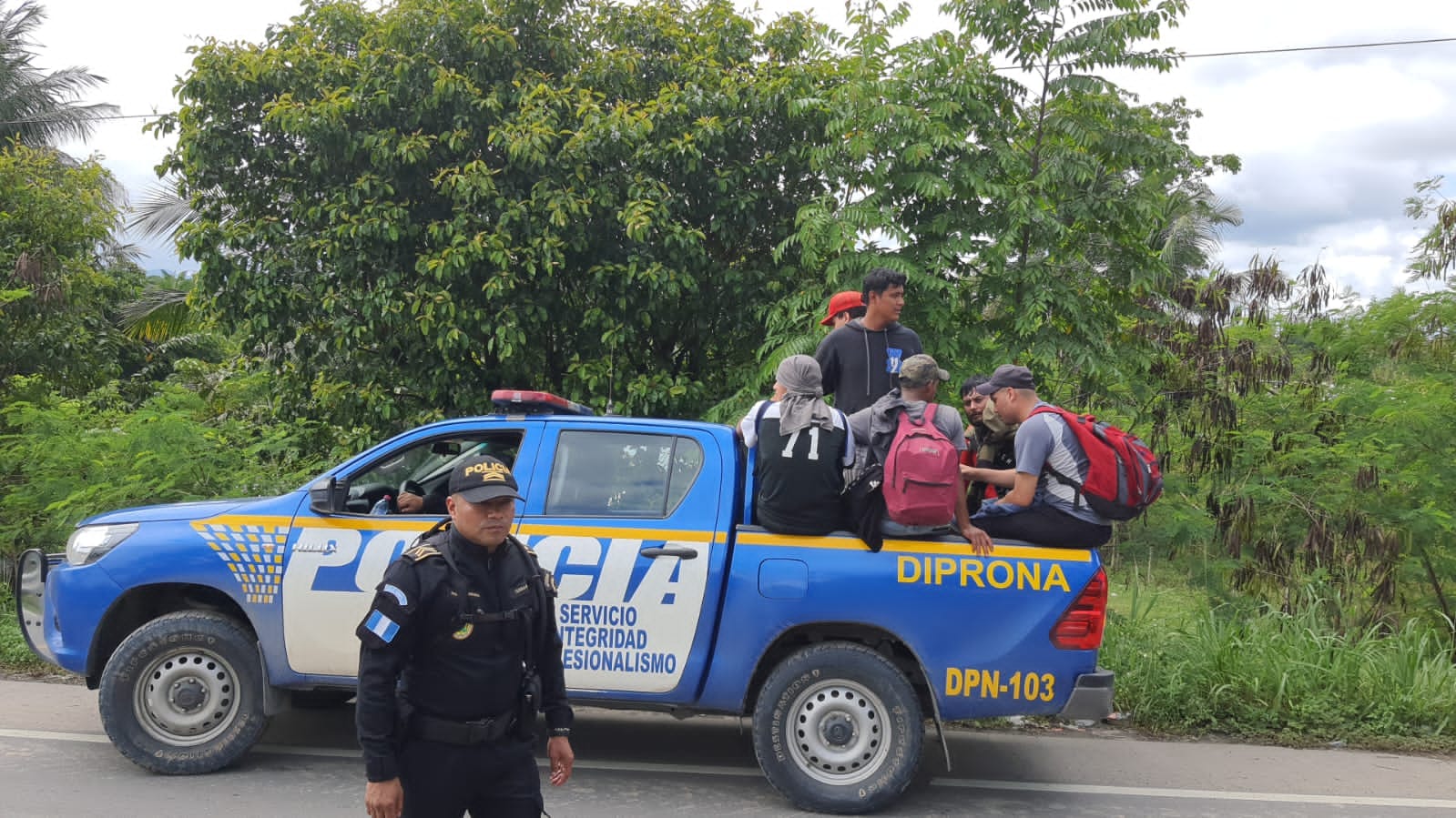 Migración expulsa de Guatemala a 15 migrantes
