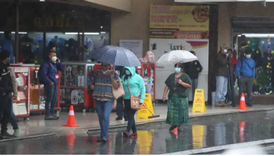 Existe alta probabilidad de que se presenten lluvias a partir del miércoles 2 de noviembre. (Foto Prensa Libre: Hemeroteca PL)
