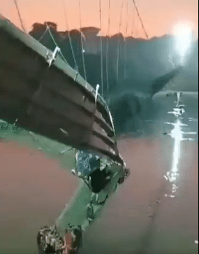 La cifra de fallecidos podría ir en aumento porque decenas de personas continúan como desaparecidas. Fotografía: Redes sociales.