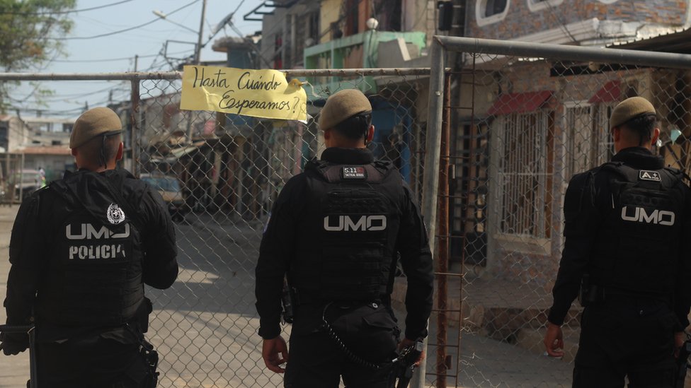 La Policía Nacional se encarga de combatir a las pandillas en Guayaquil