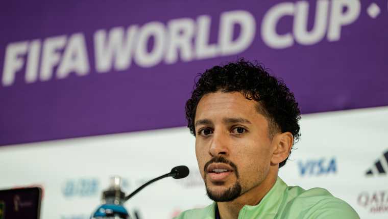 El defensa de la selección de Brasil Marquinhos durante la rueda de prensa ofrecida este domingo en el Centro de Midia de Doha. Foto Prensa Libre (EFE)