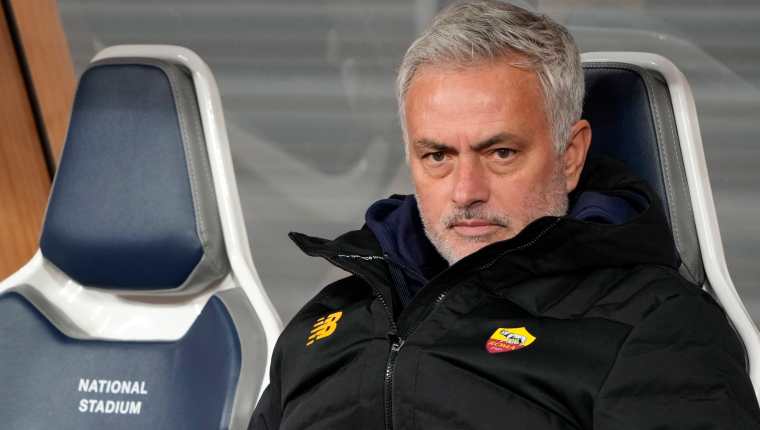 José Mourinho es actualmente entrenador de la Roma. (Foto Prensa Libre: EFE)