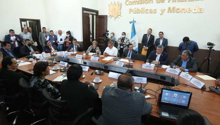 Diputados pretenden reformar la Ley de Contrataciones del Estado. (Foto Prensa Libre: Esbin García)