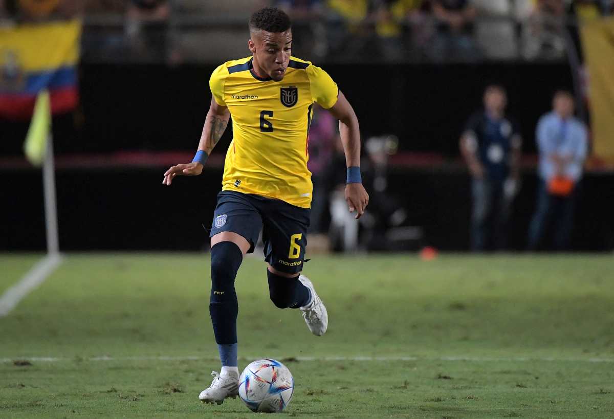 ¿Byron Castillo fuera del Mundial?  Un embajador de Ecuador relevó que el futbolista quedaría fuera de la lista de su país