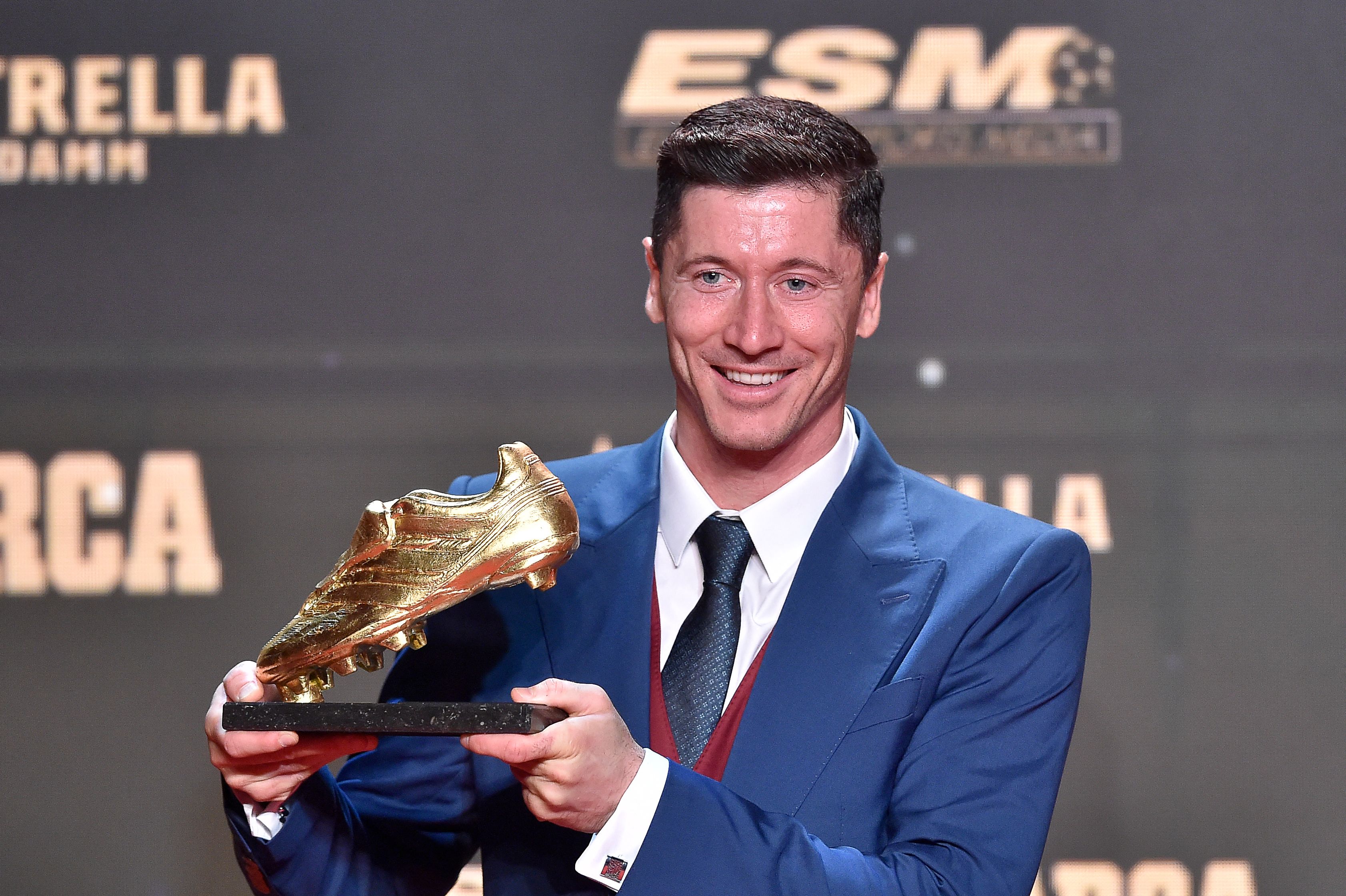 Lewandowski es el actual goleador estrella del FC Barcelona . (Foto Prensa Libre: AFP)