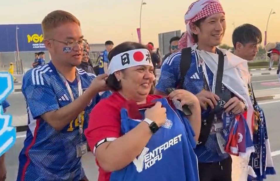 Qatar 2022: mujer costarricense se vuelve viral luego de devolverle la billetera a un japonés luego del partido entre ambas selecciones