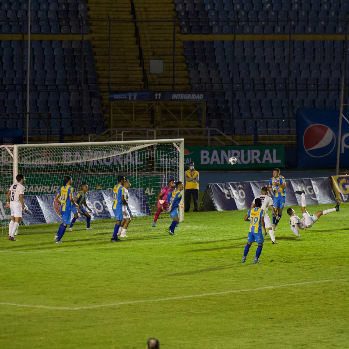 Liga Nacional: En el último suspiro del juego, Comunicaciones remonta ante Santa Lucía Cotzumalguapa