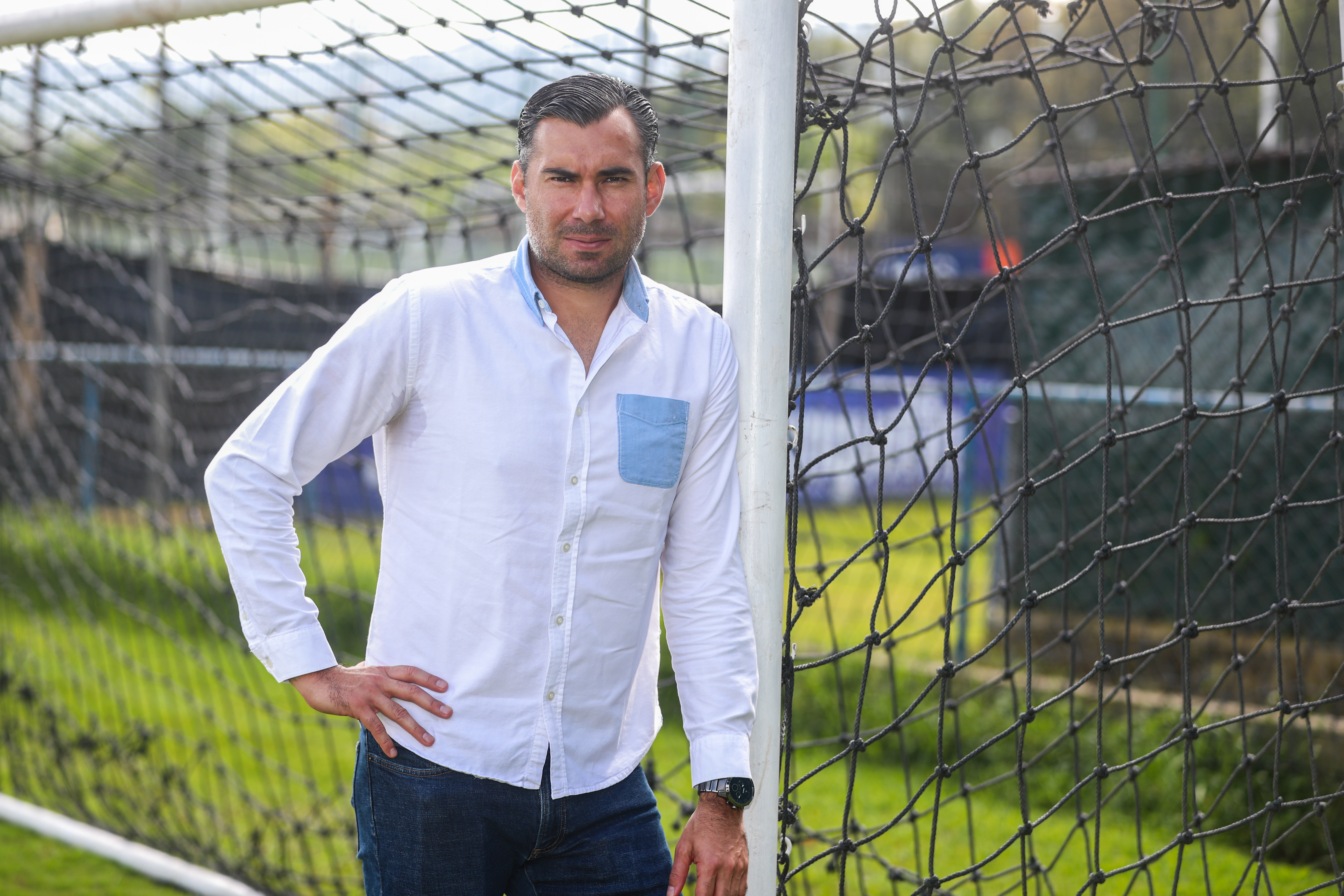 El juez de la rivalidad: Mario Escobar dirige su clásico 14 entre Municipal y Comunicaciones