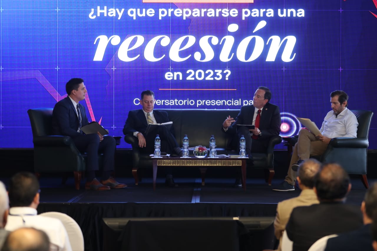 Álvaro González Ricci, presidente del Banguat; Herm“Economía en Alerta: ¿hay que prepararse para una recesión en 2023?