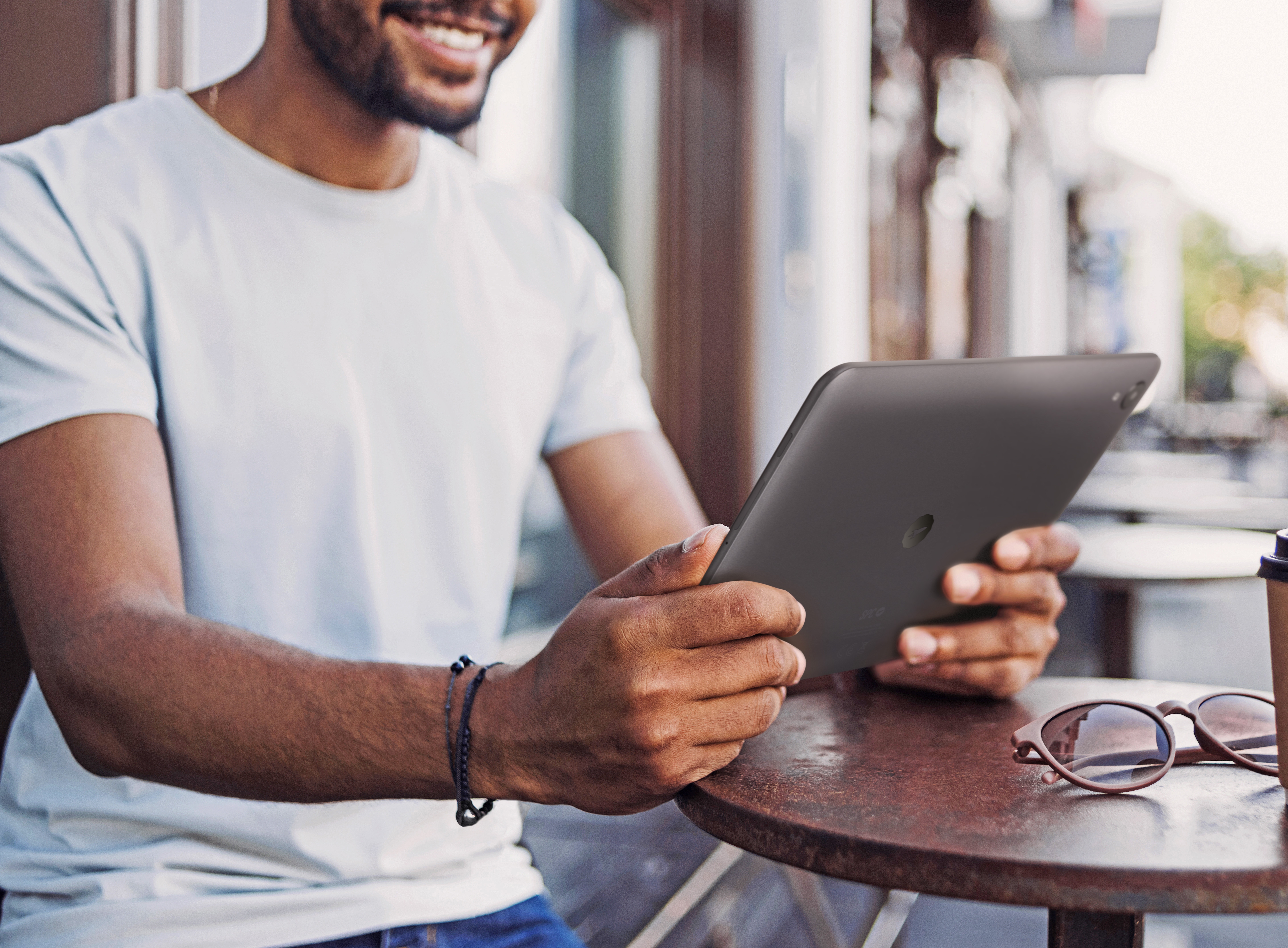 La tecnología puede ayudar a nuestro equilibrio emocional. Por ello, estas son una lista de recomendaciones sobre cómo usar los aparatos electrónicos que más utilizan las personas en el día a día para cuidar la salud mental (Foto Prensa Libre: SPC)