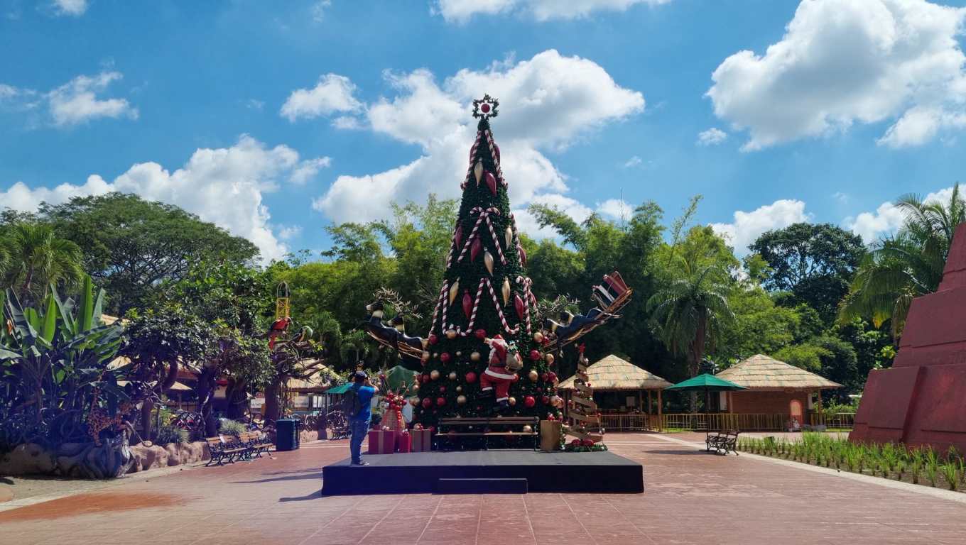 El parque temático Xetulul celebra el inicio de la Navidad este 26 de noviembre con una agenda de actividades para la familia. (Foto Prensa Libre: Victoria Ruiz)