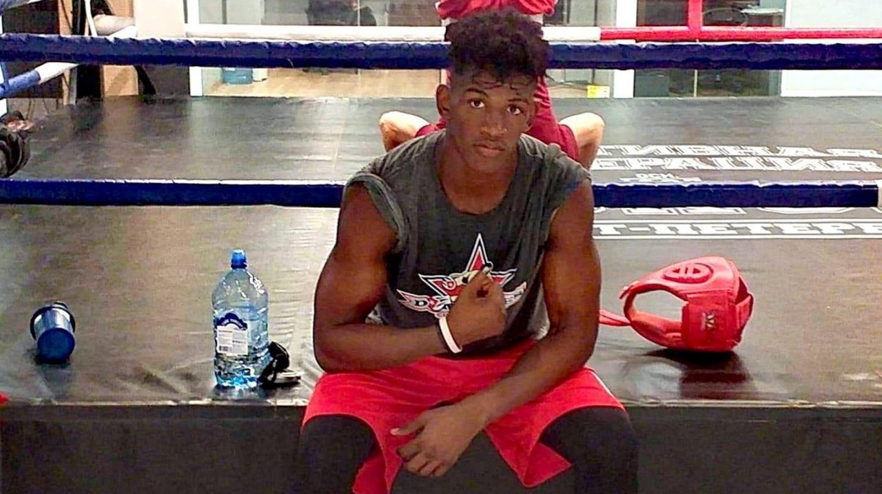 Albert González es uno de los boxeadores cubanos que desertó de su delegación en Alemania. (Foto Prensa Libre: Albert González/Facebook)