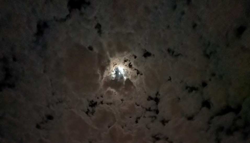 Cirrocúmulos en el cielo de Guatemala