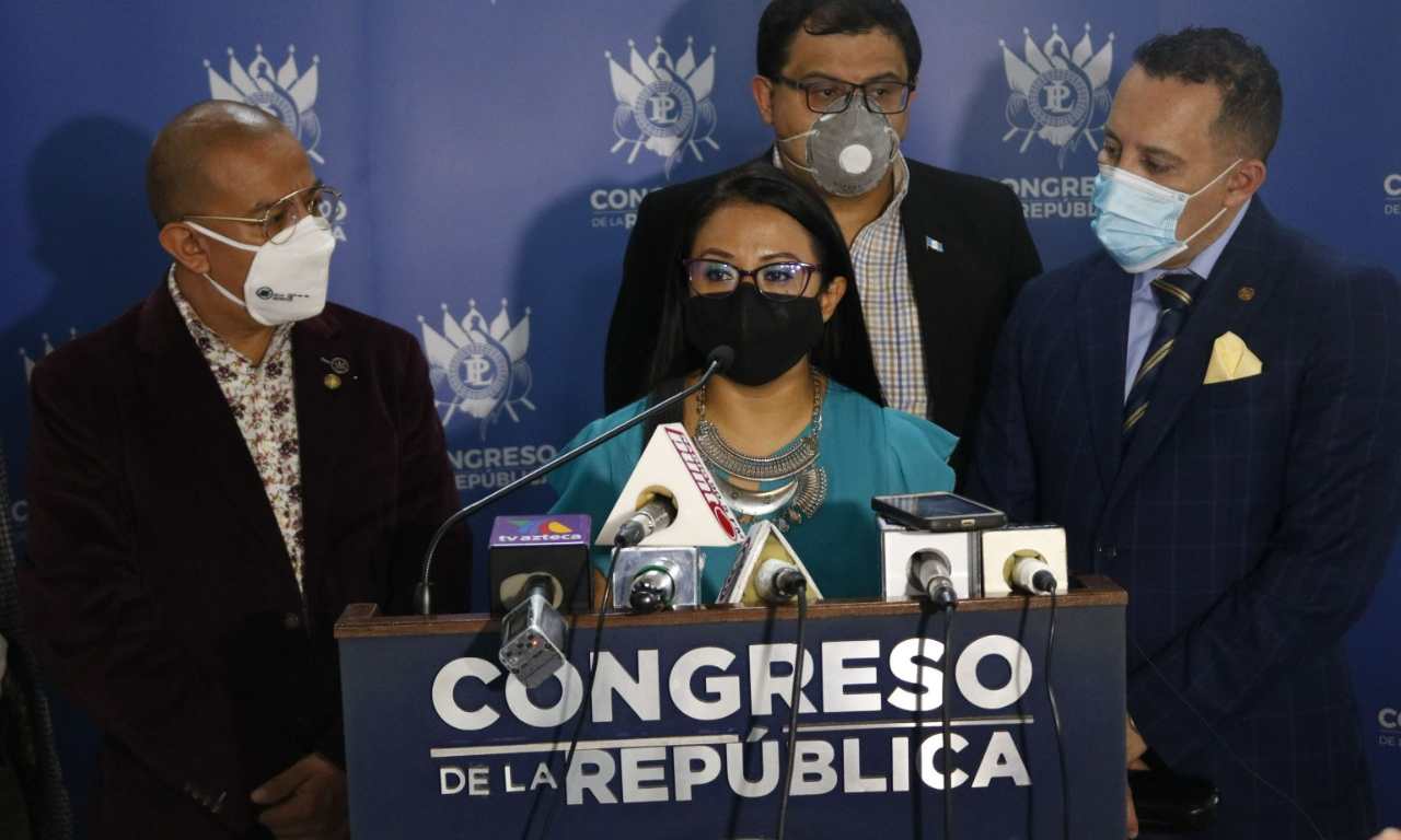 La diputada Ligia Hernández fue señalada por el Ministerio Público del delito de abuso de autoridad. (Foto Prensa Libre: Fernando Cabrera) 