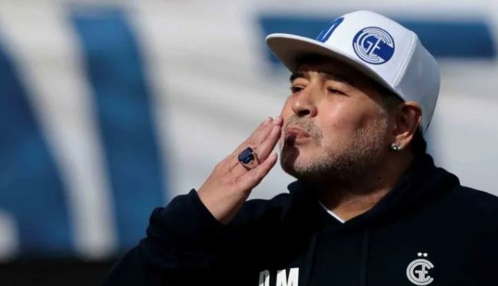 El argentino Diego Armando Maradona falleció el 25 de noviembre del 2020, a los 60 años, en Buenos Aires. (Foto Prensa Libre: EFE)
