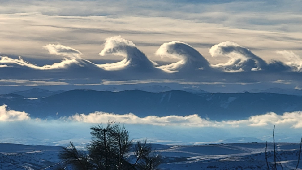 La curiosa formación de nubes que fue vista en el cielo de Wyoming. Facebook/ Rachel Gordon