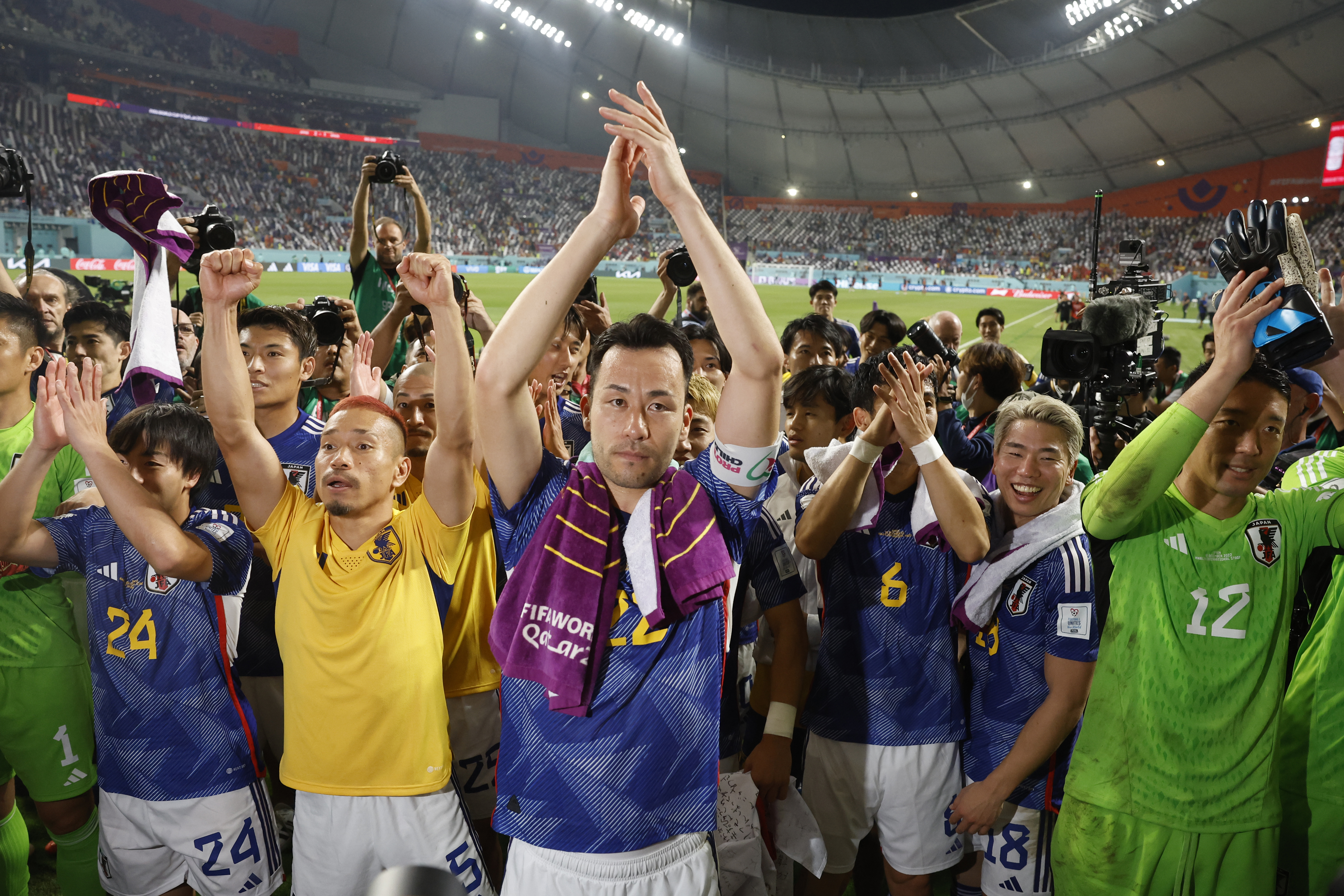 Japón logró una merecida clasificación tras derrotar a Alemania y España  en fase de grupos. (Foto Prensa Libre: EFE)