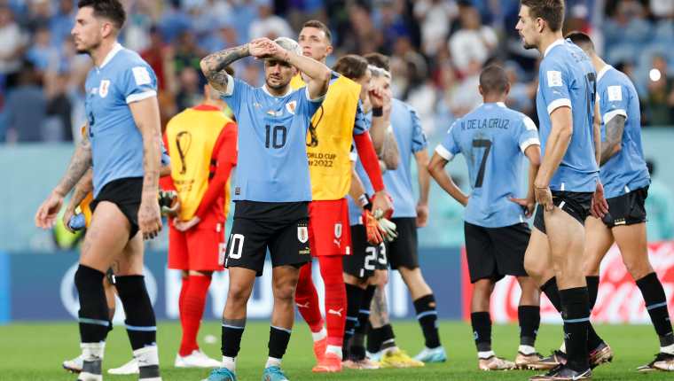 Uruguay decepcionó en el Mundial al quedar eliminado en fase de grupos. (Foto Prensa Libre: EFE)