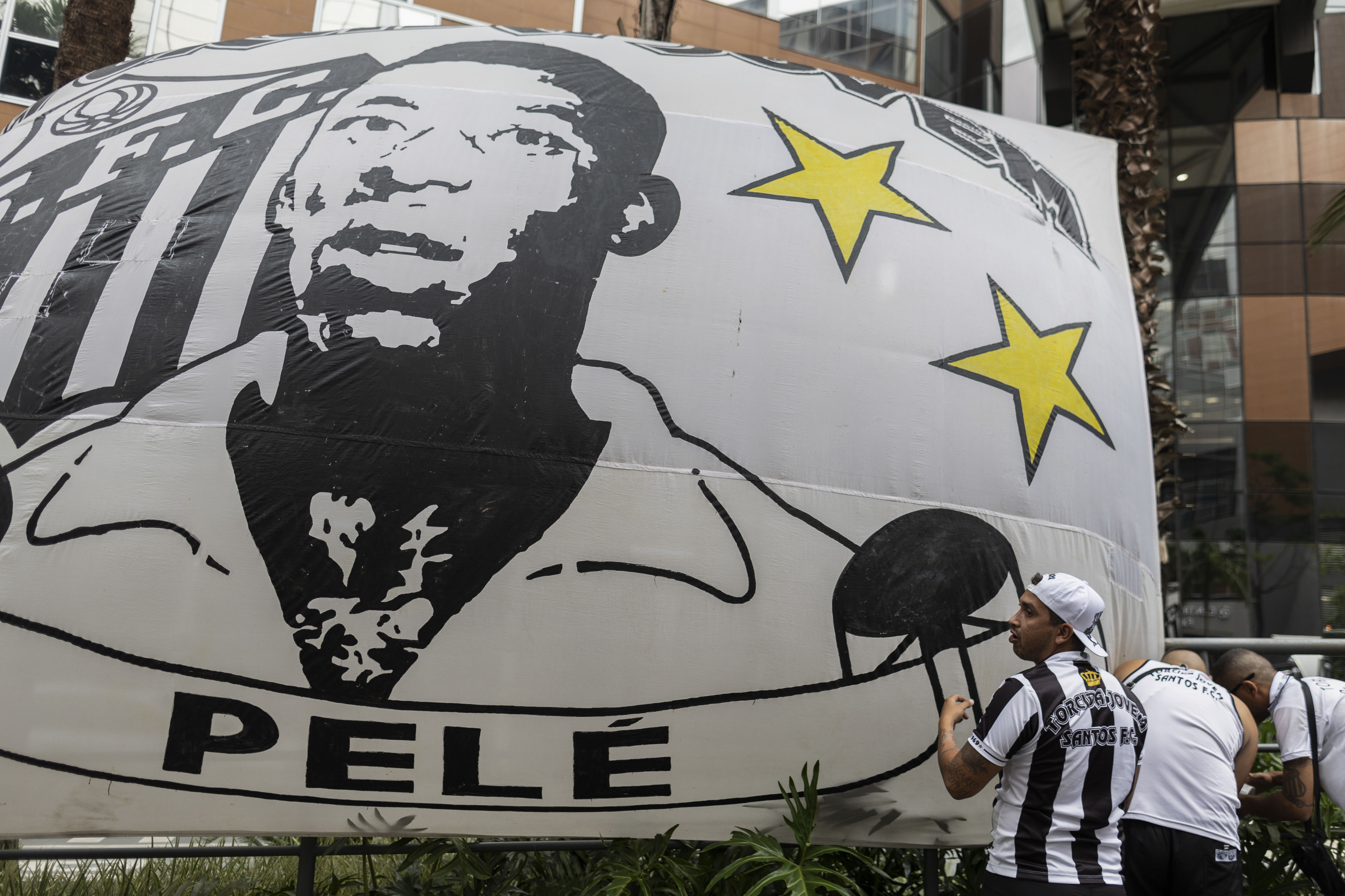 Club Santos homenajeará a Pelé