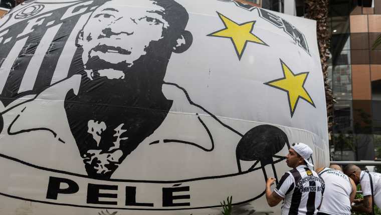 Club Santos homenajeará a Pelé