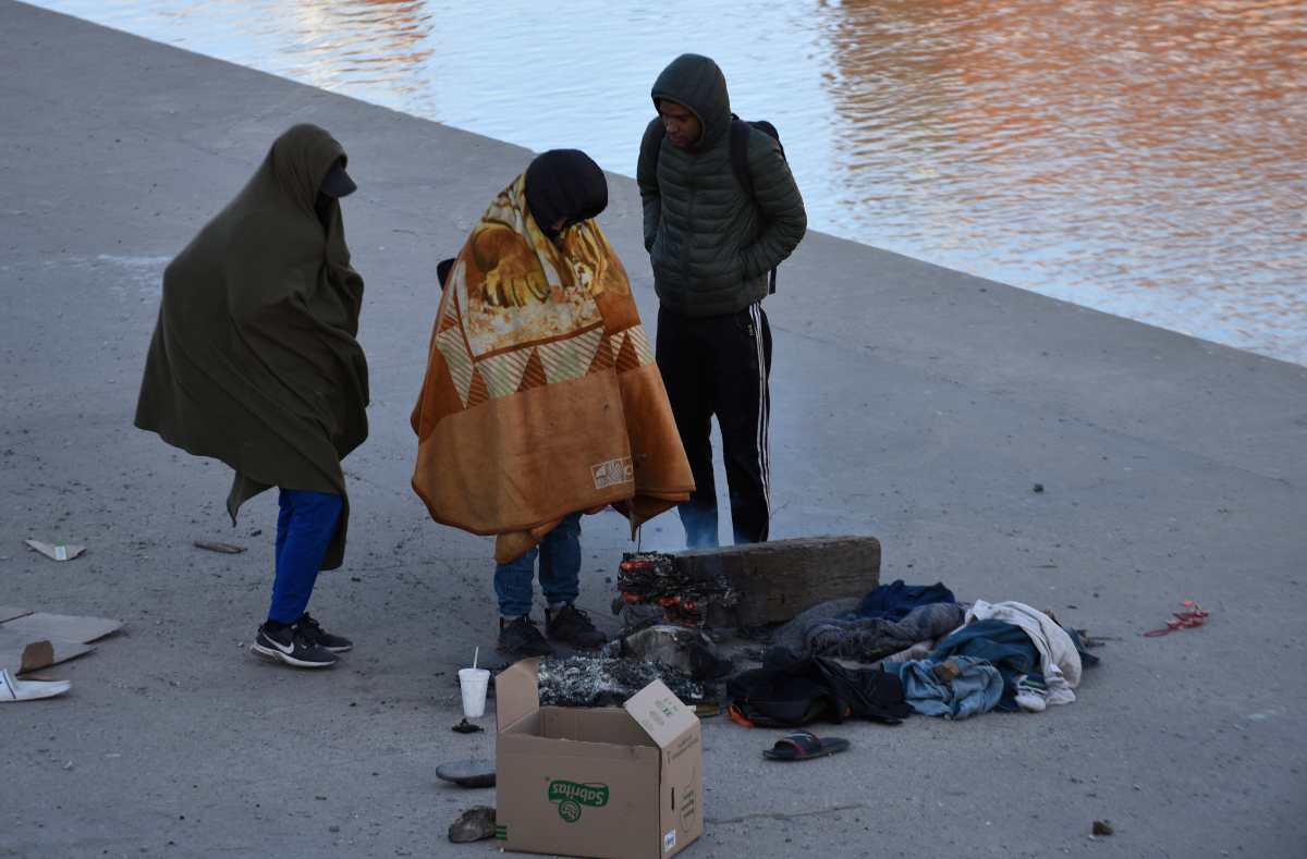 “Muchos guatemaltecos la están pasando mal”: frío en la ciudad fronteriza de Tijuana ha llegado a los 0 grados