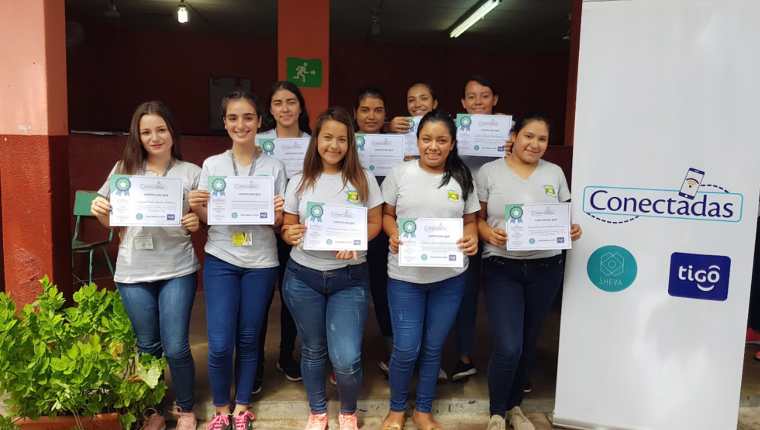 Tigo Guatemala alcanza 50 mil mujeres capacitadas con el programa Conectadas. Foto Prensa Libre: Cortesía