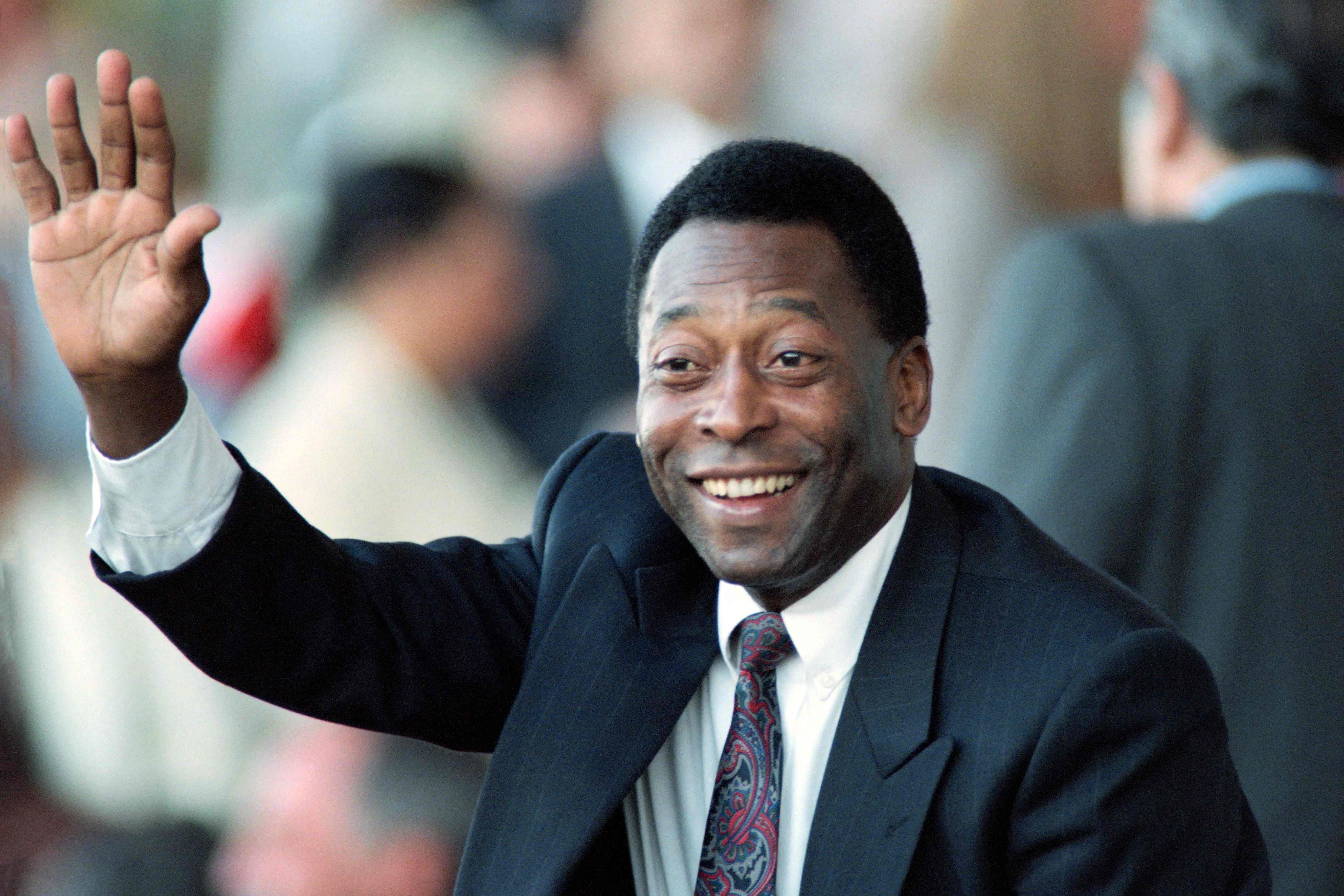 Un medio brasileño afirmó que el estado de salud de Pelé ha empeorado y que ya no responde al tratamiento de quimioterapia. (Foto Prensa Libre: AFP)