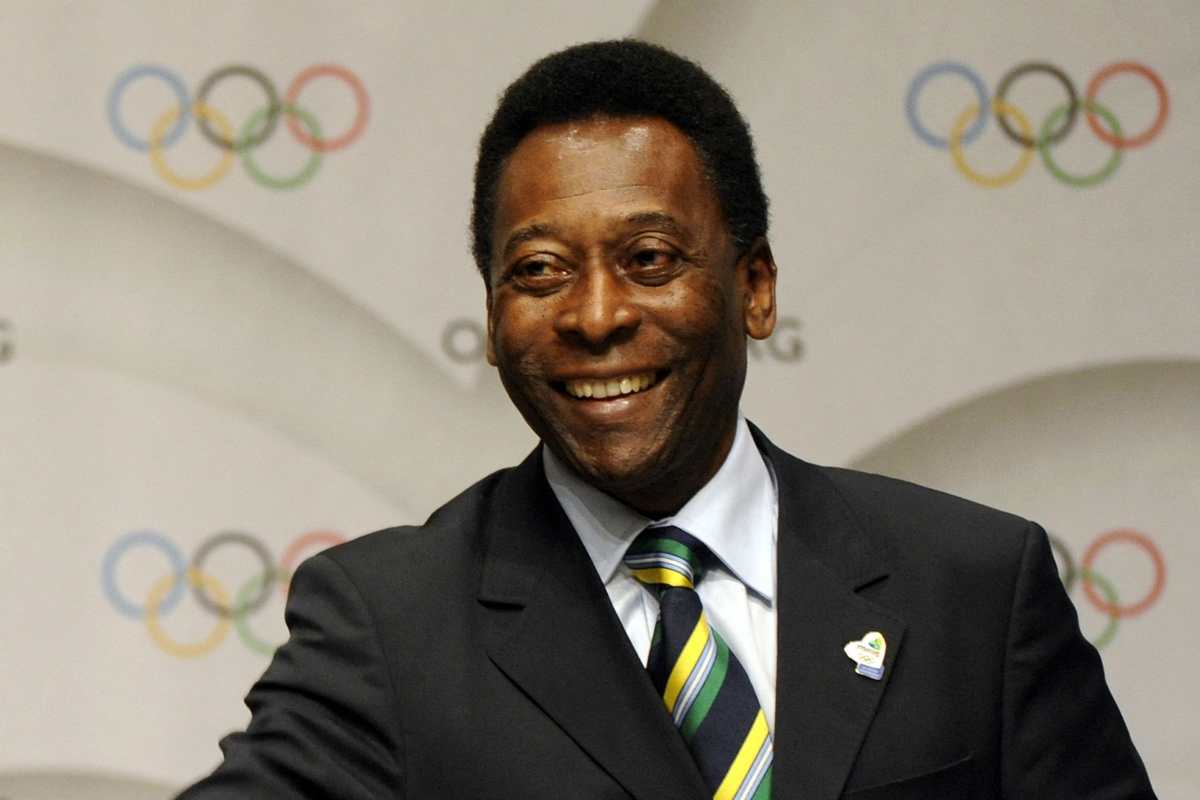 Mhoni Vidente asegura que predijo la muerte de Pelé a inicios del 2022