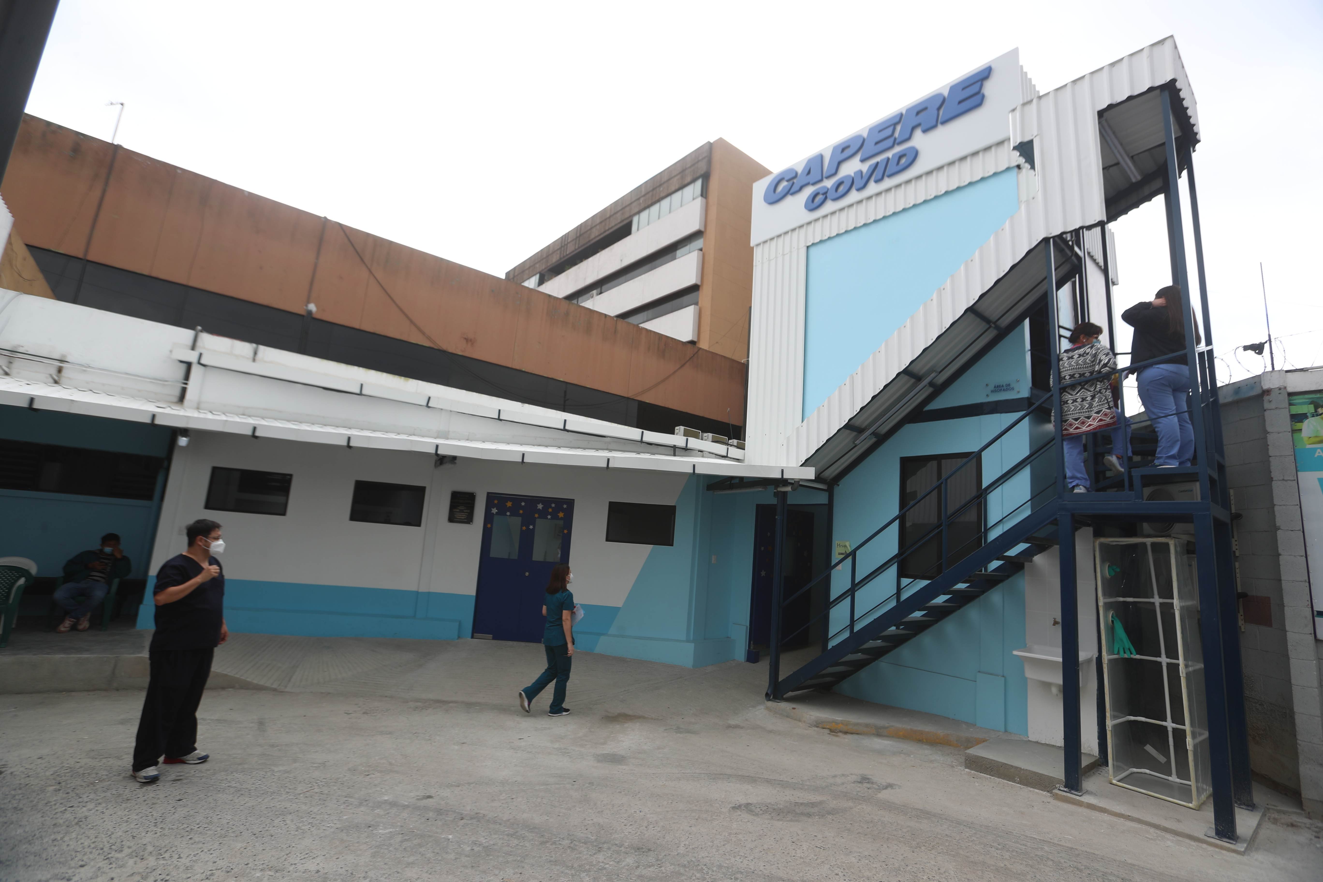 El Centro de Atención de Pacientes con Enfermedades Respiratorios (CAPERE) es una de las áreas del Hospital General que han sido remodeladas. (Foto Prensa Libre: Juan Diego González)