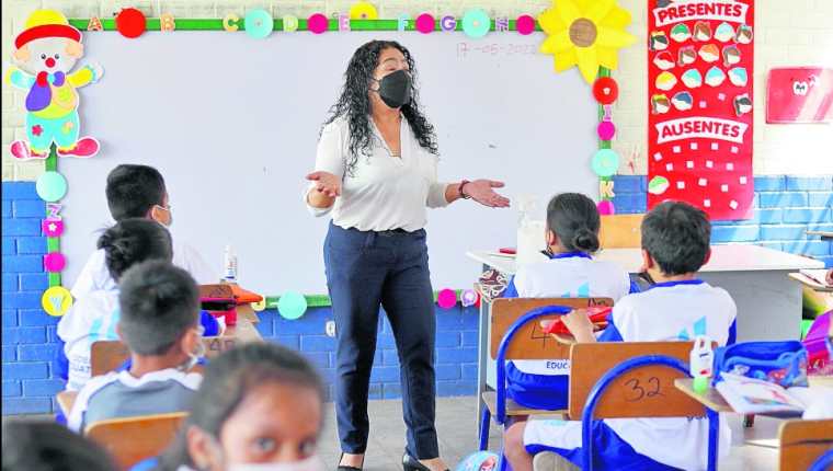 Los estudiantes volverán en el 2023 a la presencialidad. Los colegios comienzan clases el 6 de enero y las escuelas el 20 de febrero. (Foto Prensa Libre: Hemeroteca PL)