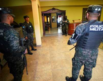 Narcotráfico en Honduras: buscan a presuntos capos y Fiscalía allana 10 lujosas casas y estos son los detalles