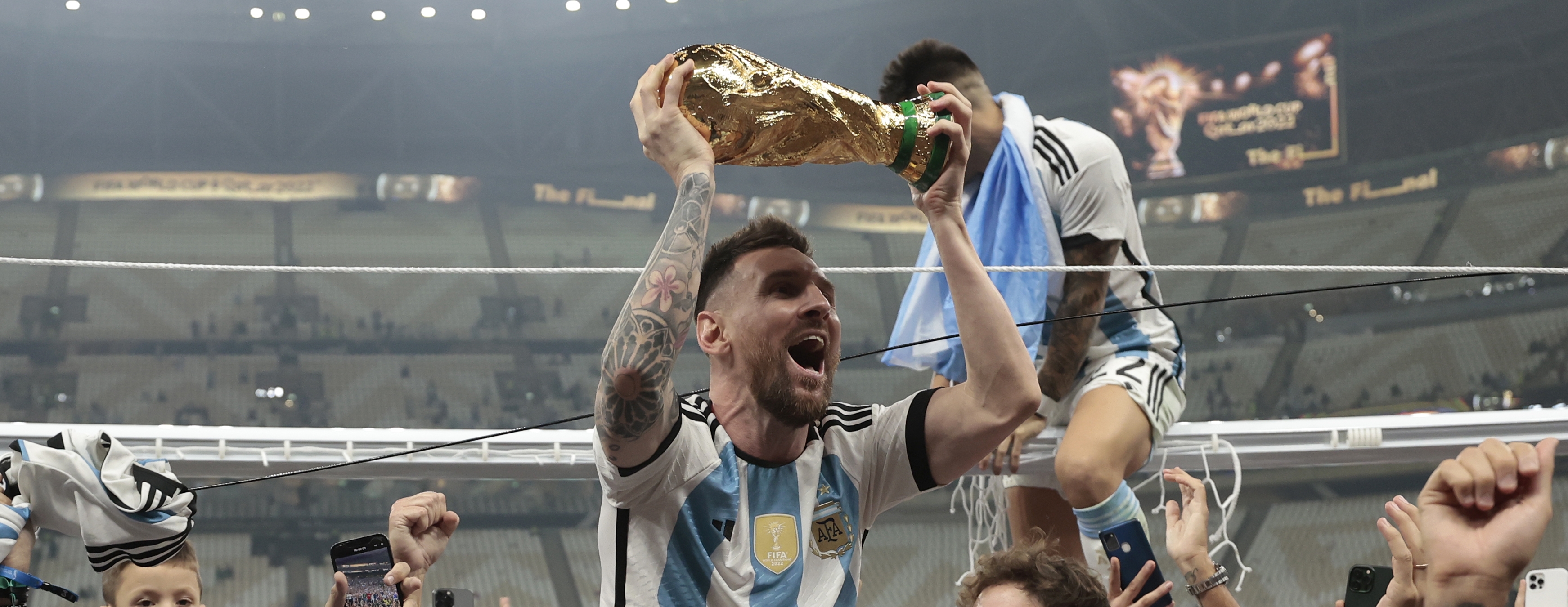 Messi fue el líder del conjunto argentino y el máximo referente para guiarlos a ganar el Mundial de Qatar 2022. (Foto Prensa Libre: EFE)