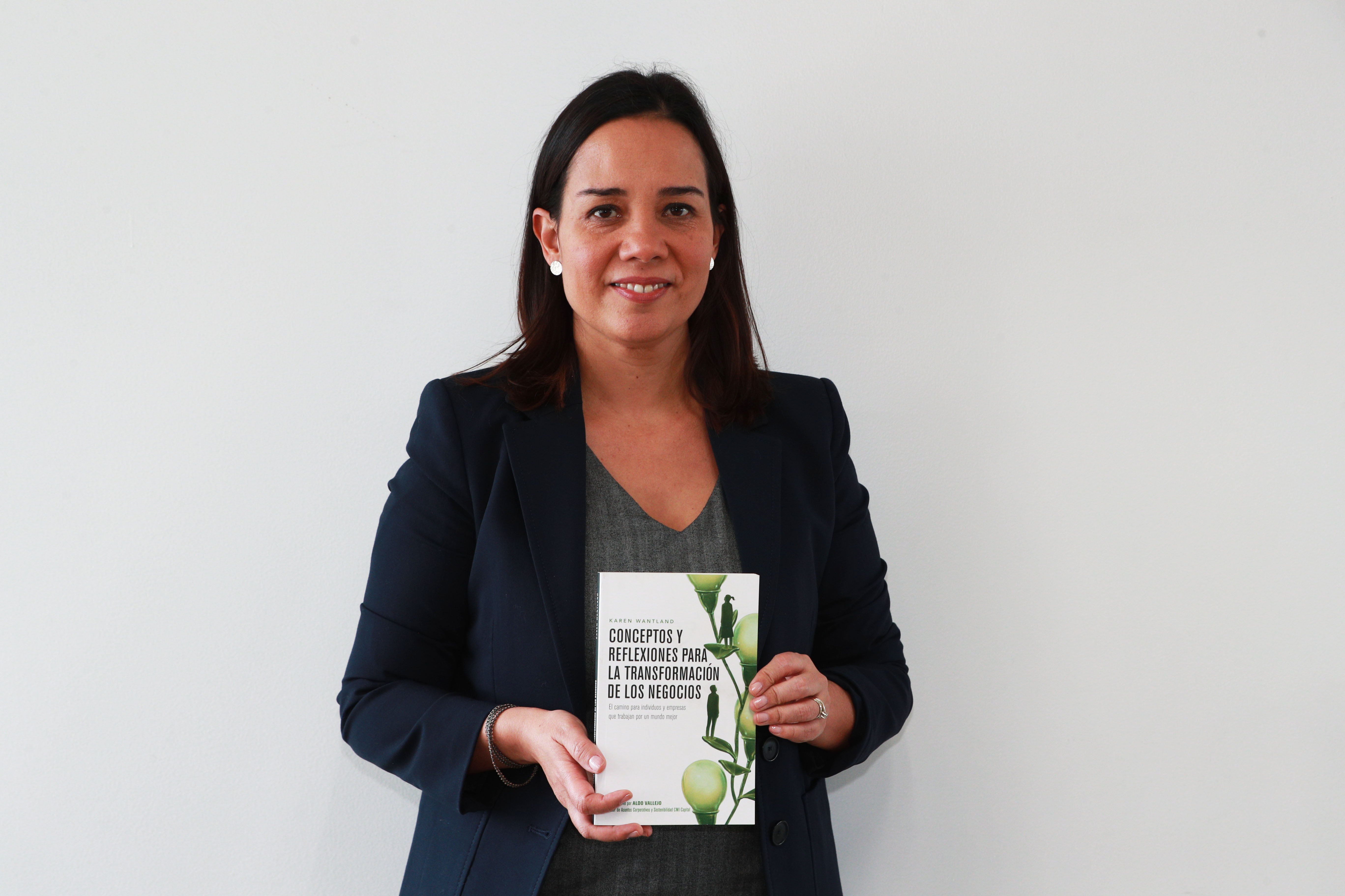 Karen Wantland: “Con este libro se pueden hacer cambios que beneficien el desarrollo sostenible”