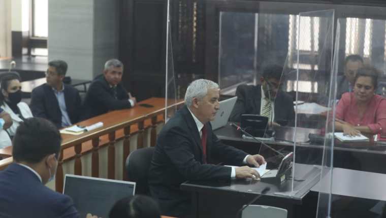 El expresidente de Guatemala, Otto Fernando Pérez Molina, en la audiencia del Caso La Línea, donde pidió absolución. (Foto Prensa Libre: Esbin García)