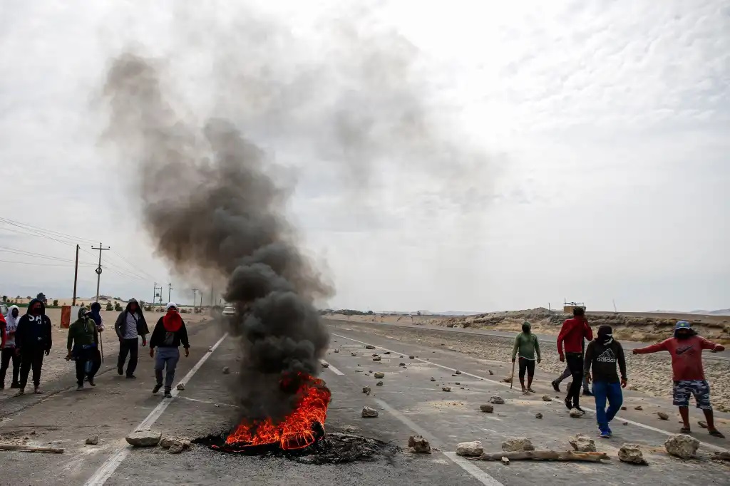 “Tememos por nuestra seguridad”: guatemalteco relata cómo es la tensa y violenta situación en Perú al quedar varado en medio de protestas