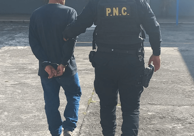 Guardia capturado por crimen