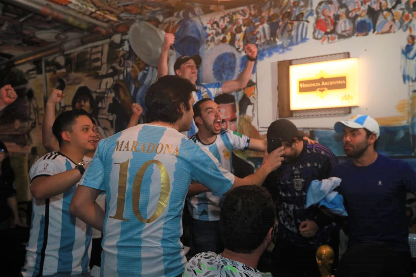Aficionados de la Selección de Argentina celebraron el título de la Albiceleste. Foto Prensa Libre (María José Bonilla)