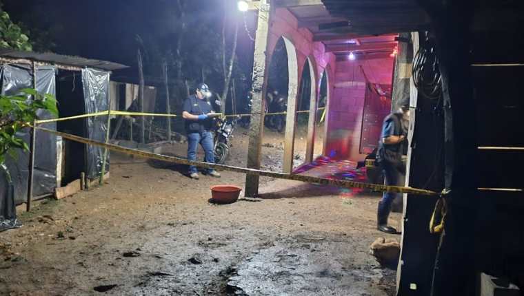 Escena del crimen donde mataron a balazos a Doris Aracely Amador en el caserío Los Vásquez, aldea Taguayni, La Unión, Zacapa. (Foto Prensa Libre: Mayra Sosa)